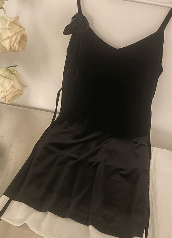 订购火爆🎉/玫瑰层连衣裙 (2colors)